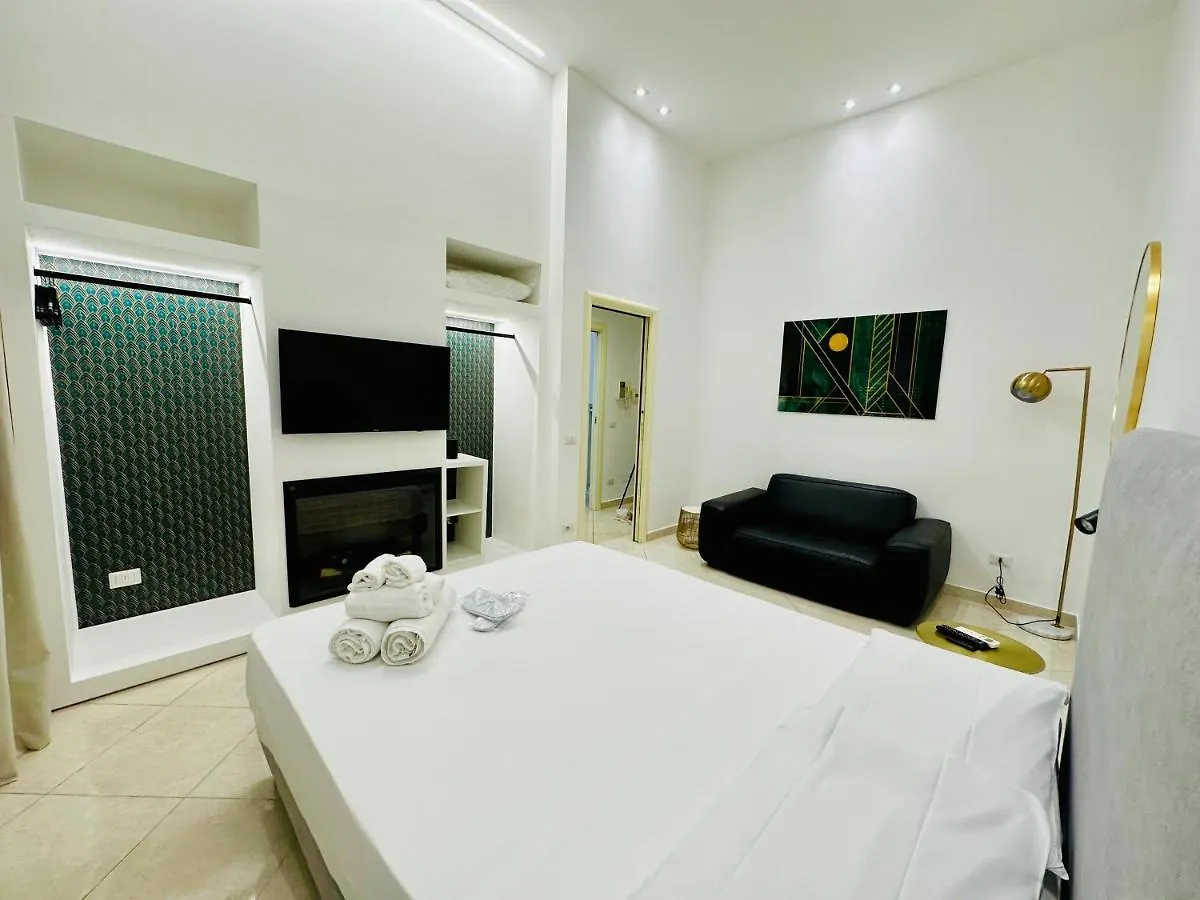 Garibaldi 118 Luxury Apartment Naples 0*,  Italy