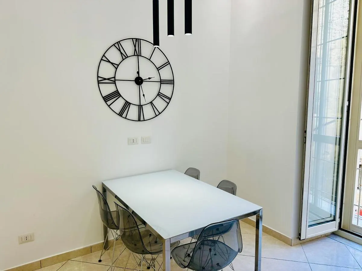 Garibaldi 118 Luxury Apartment Naples
