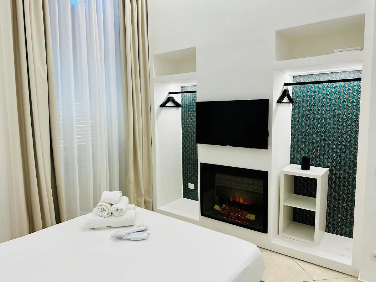 Garibaldi 118 Luxury Apartment Νάπολη